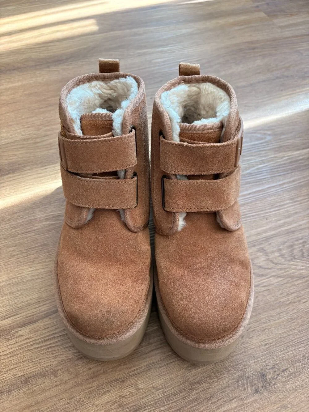 UGG ugg™ neumel